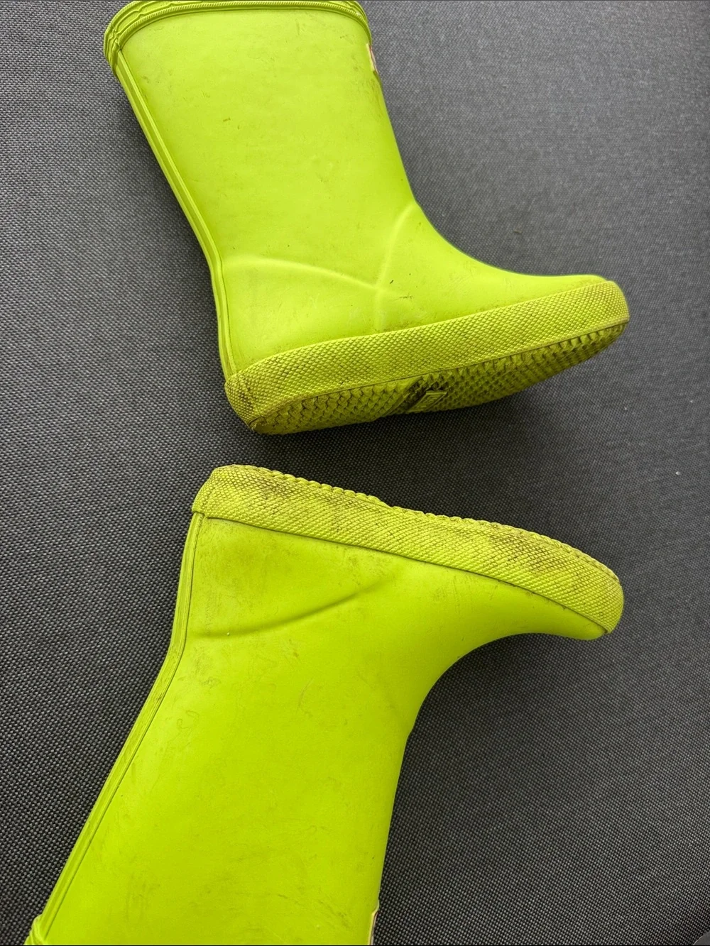 HUNTER Kids First Classic Rain Boots Sz 9 Trendy Summer distressed hike green